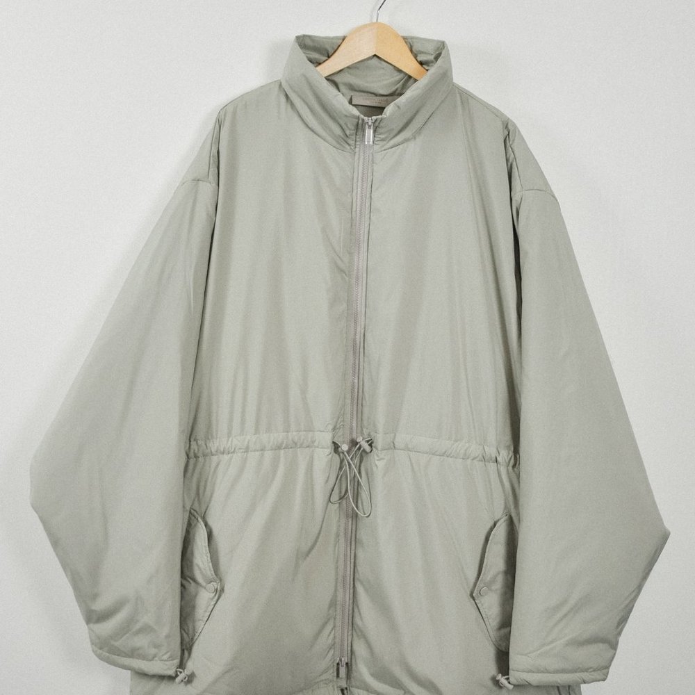 Essentials Storm Jacket NWT - Picture 5 of 12